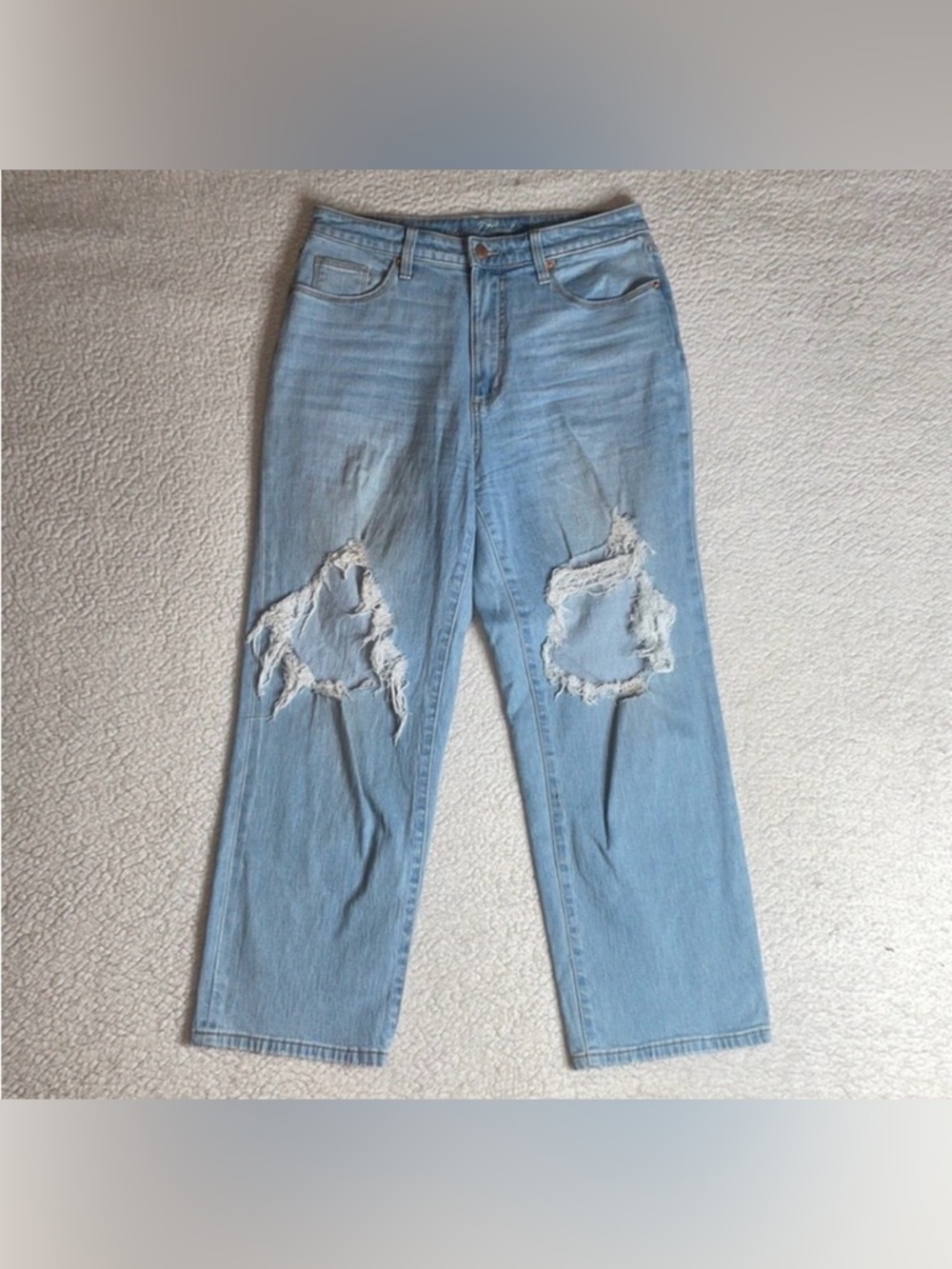 Universal thread Busted knees ankle Jeans Cropped Size 10 / 30 High Waist